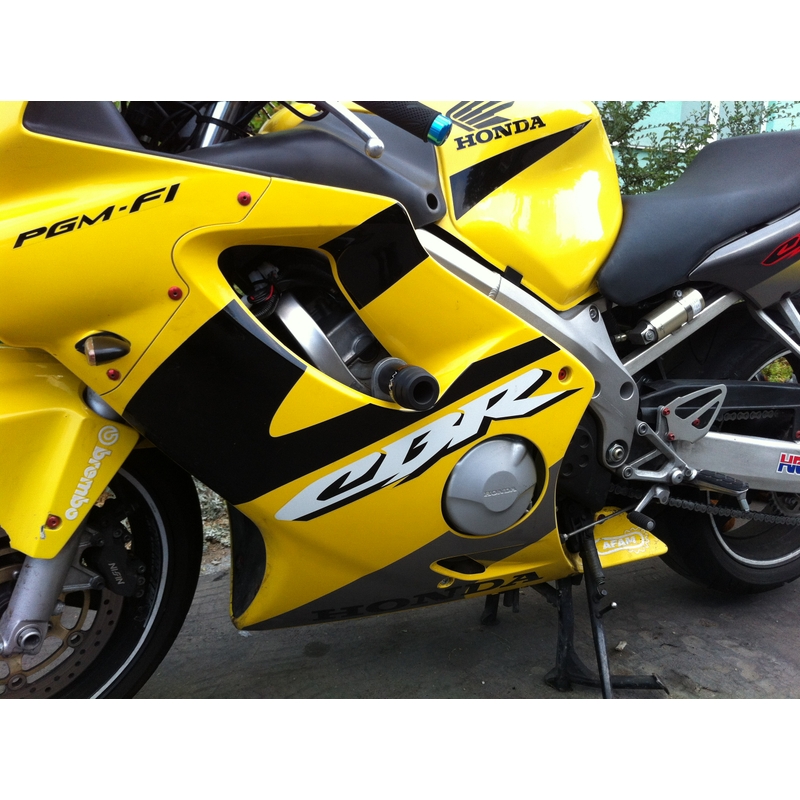 Honda CBR 600F (99-07) SIN MODIFICACION DEL CAPO Classic