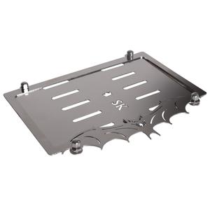 Almohadilla de acero inoxidable bajo la matrícula SK Bat
