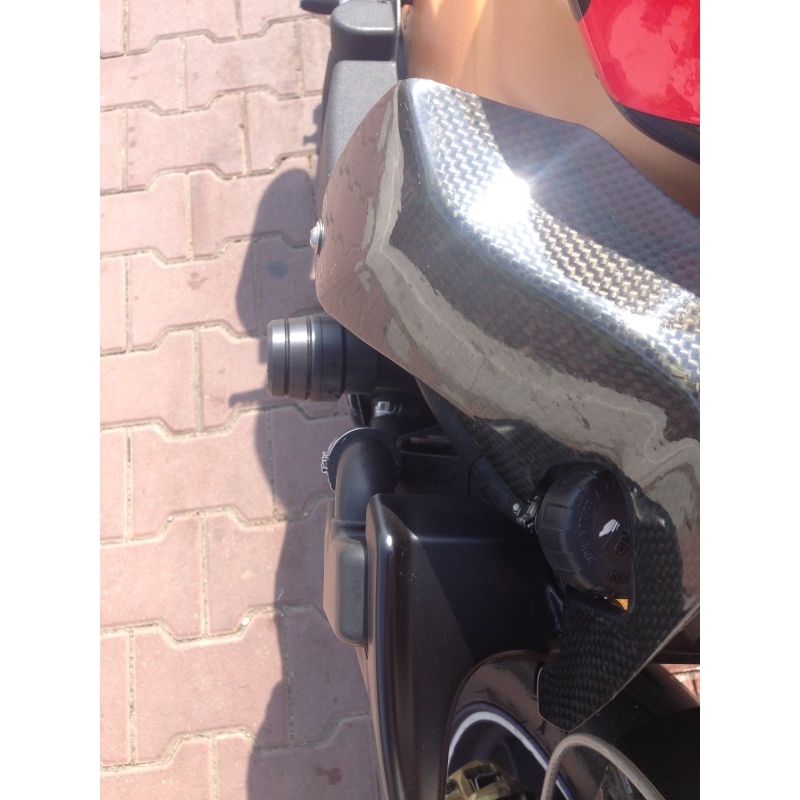 Aprilia TUONO 1000 (06-08) Flecha