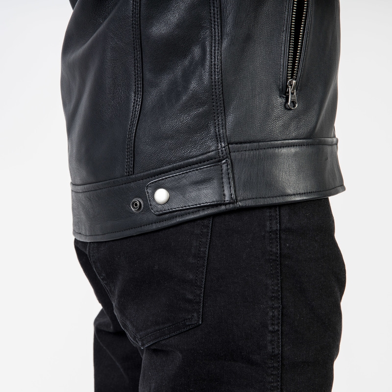 Chaqueta de moto negra Ozone Striker liquidación