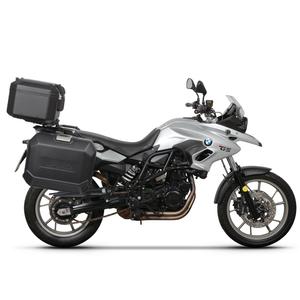 Kompletní sada černých hliníkových kufrů SHAD TERRA BLACK, 37L topcase   36L/47L boční kufry, včetně montážní sady a plotny SHAD BMW F 650 GS/ F 700 GS/ F 800 GS