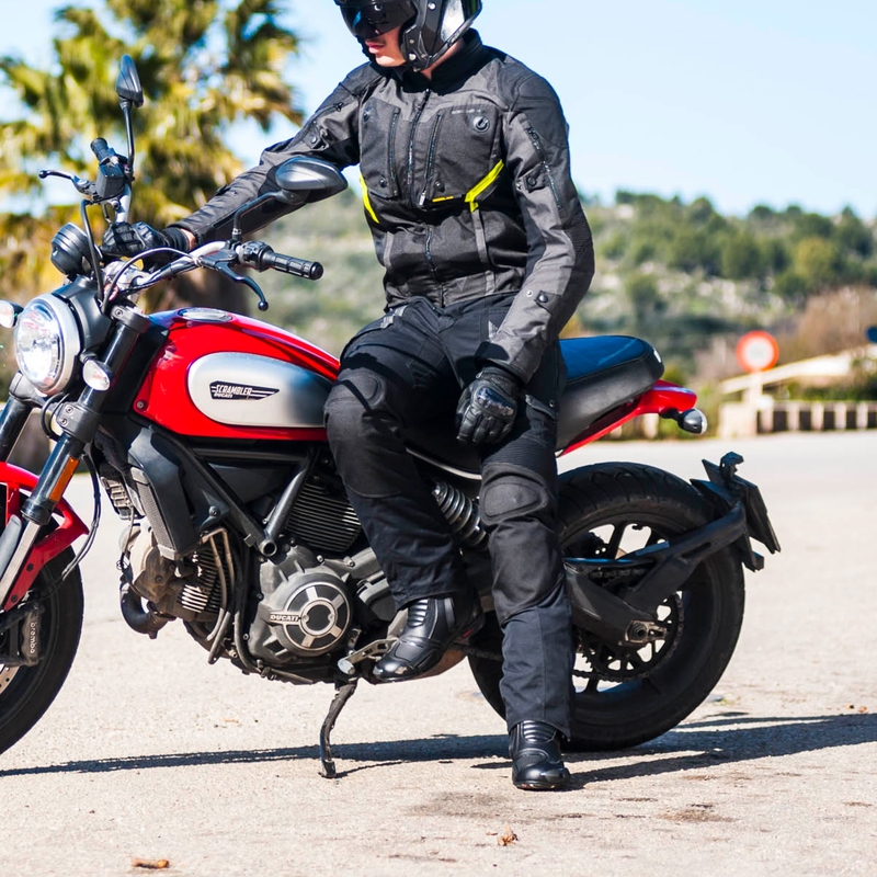Pantalón de moto negro Rebelhorn Borg liquidación