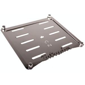 Almohadilla de acero inoxidable bajo la matrícula CZ Intruder