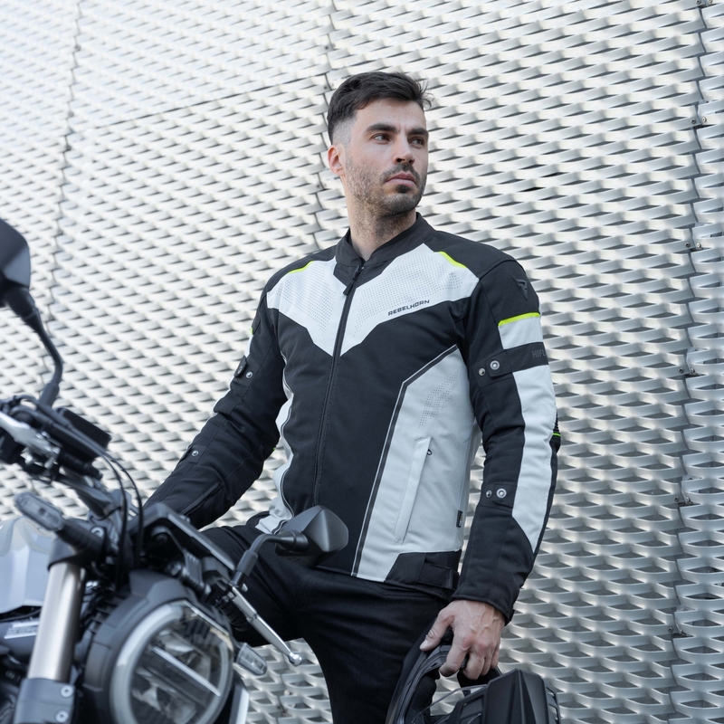 Chaqueta de moto Rebelhorn Hiflow IV negro-plata-amarillo fluo liquidación
