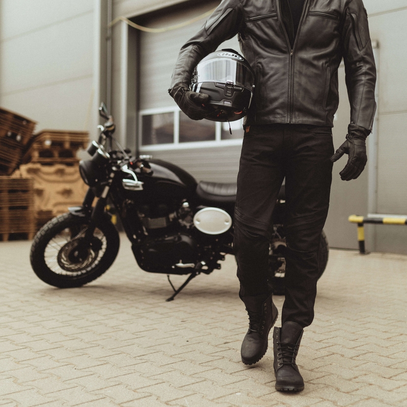 Vaqueros de moto Rebelhorn Rage II negros liquidación