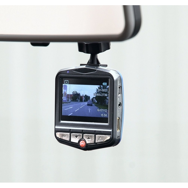 Kamera do auta 2,4" FULL HD širokoúhlá