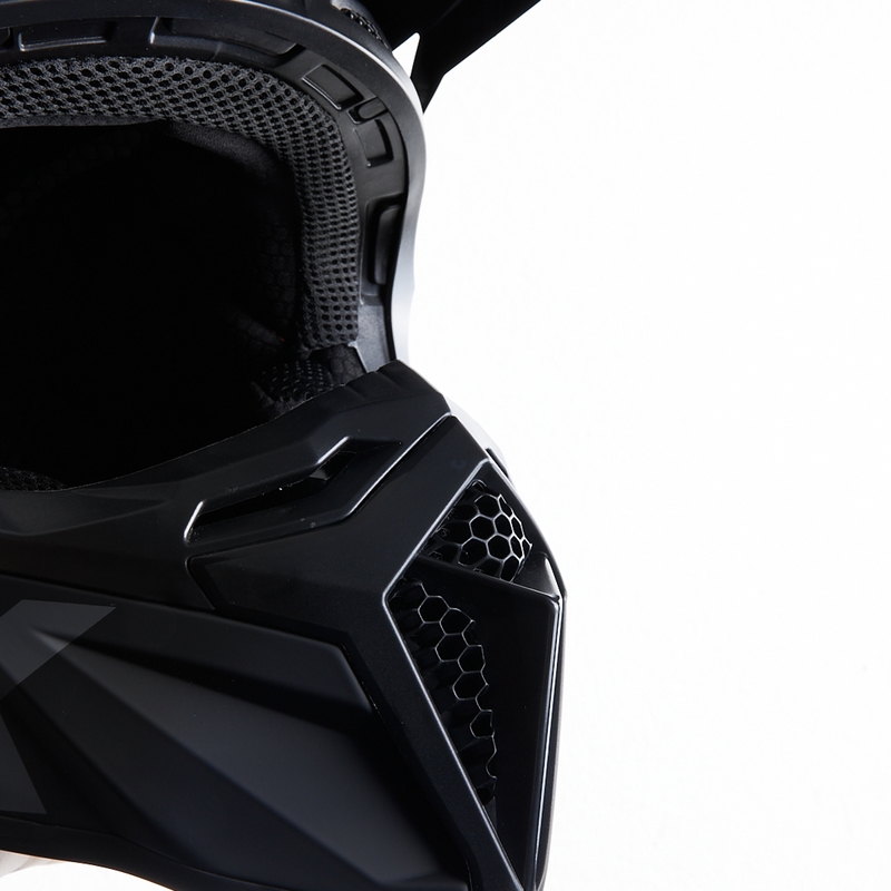 Motokrosová přilba iMX FMX-02 černá matná