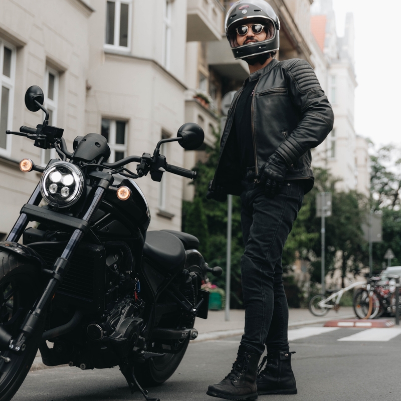 Vaqueros moto Rebelhorn Nomad TP negro lavado liquidación