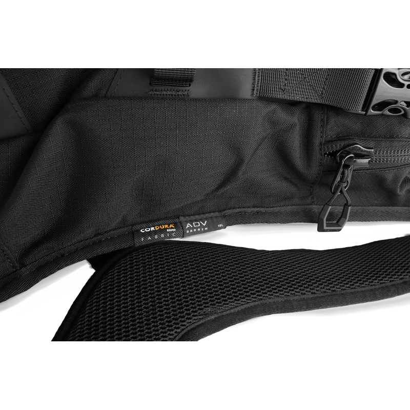 Mochila Revit Barren H2O 18 l negra
