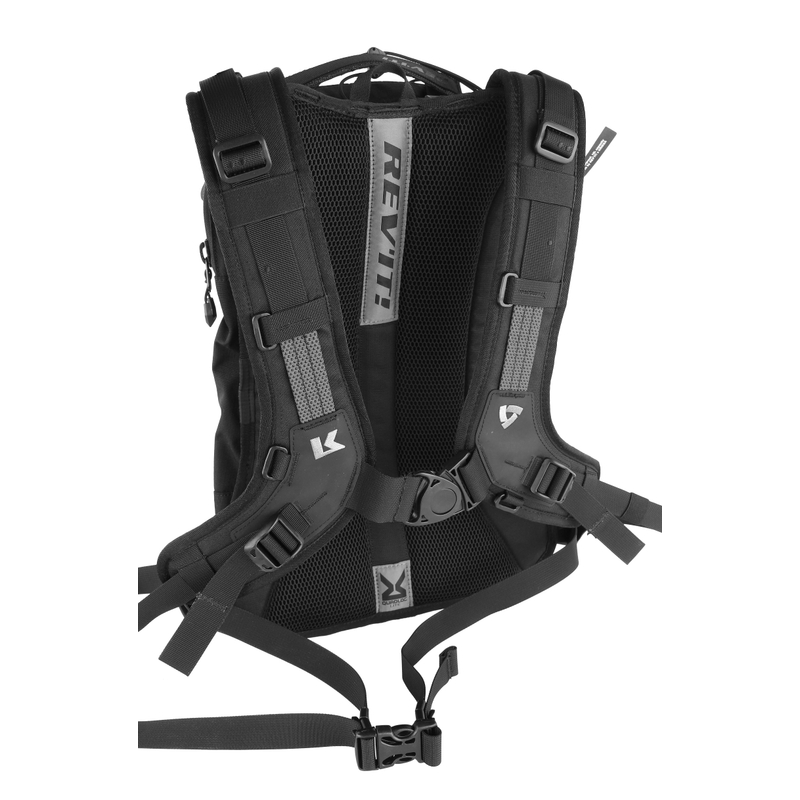 Mochila Revit Barren H2O 18 l negra