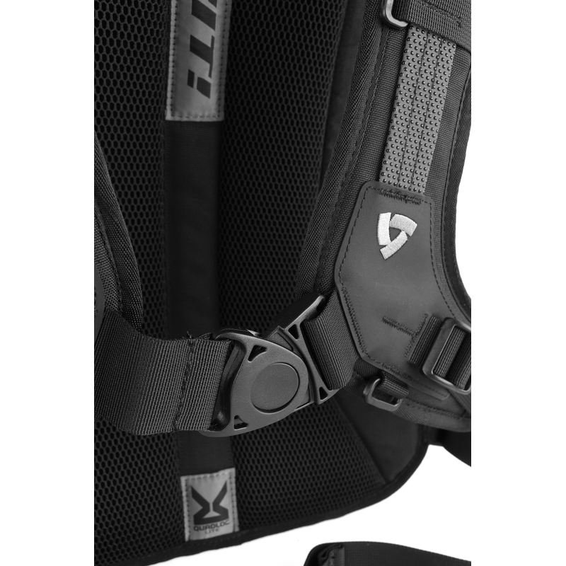 Mochila Revit Barren H2O 18 l negra