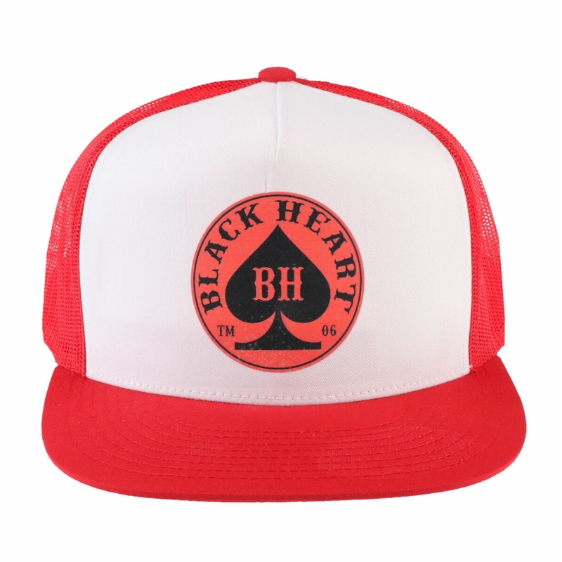 Gorra Corazón Negro Pala Roja
