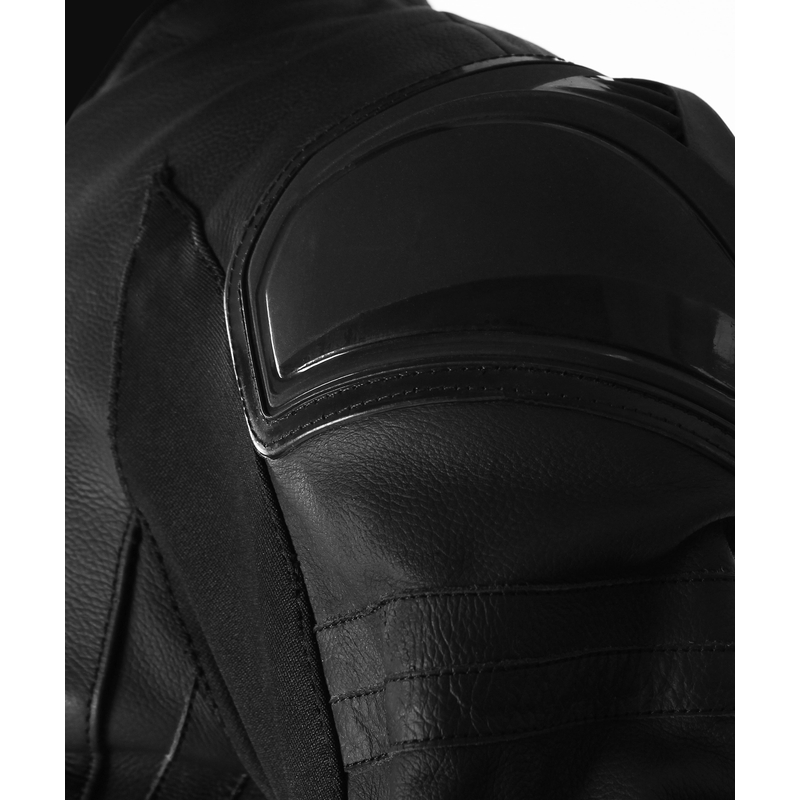 Mono de moto RSA GT2 negro liquidación