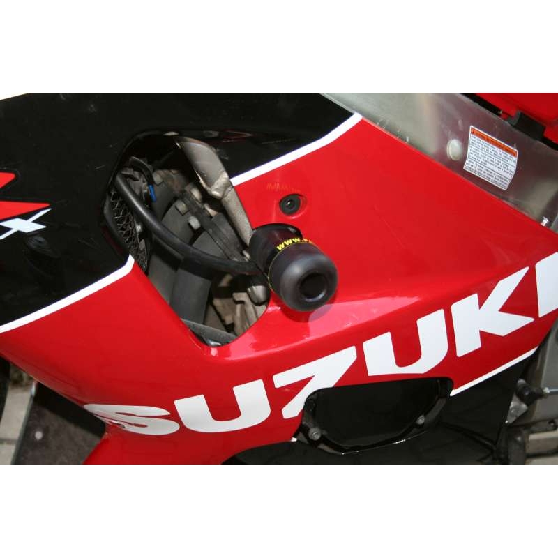 Suzuki GSX-R 750 (00-03) con modificación del carenado Arrow