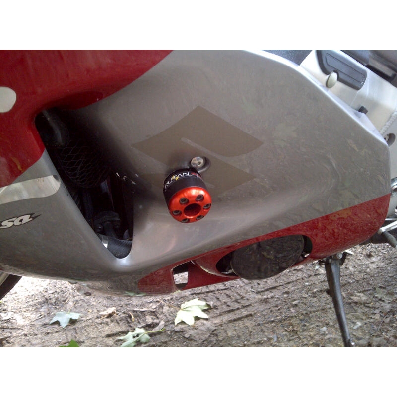 Suzuki GSX-R 1300 (99-07) Arrow