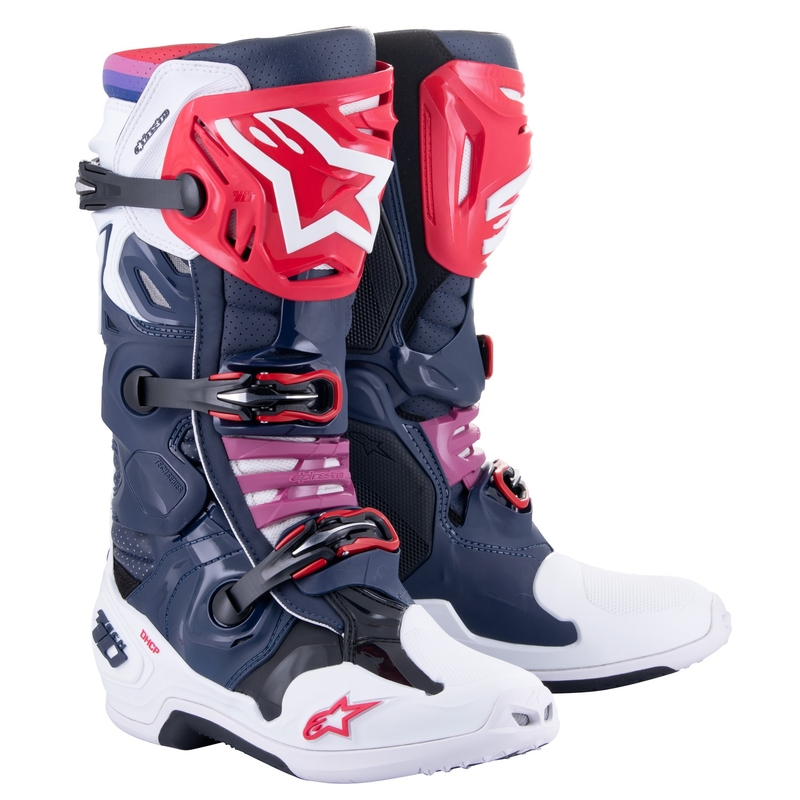 Botas de moto perforadas Alpinestars Tech 10 Supervented en azul oscuro, blanco, rojo y morado