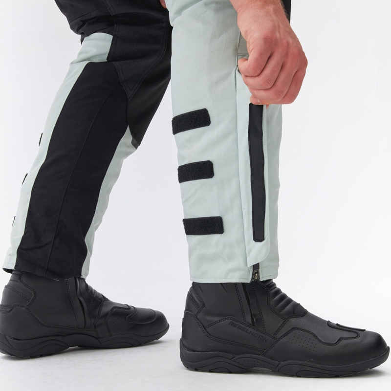Pantalones de moto Rebelhorn Range gris-negro-rojo