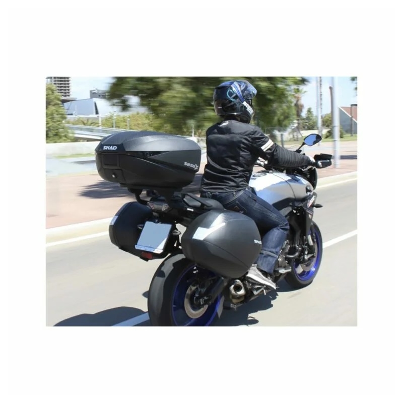 Vrchní kufr na motorku s barevným krytem SHAD SH58X Lesklá černá se zámkem PREMIUM