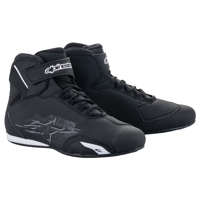 Botas de moto Alpinestars Sector Negras y Blancas