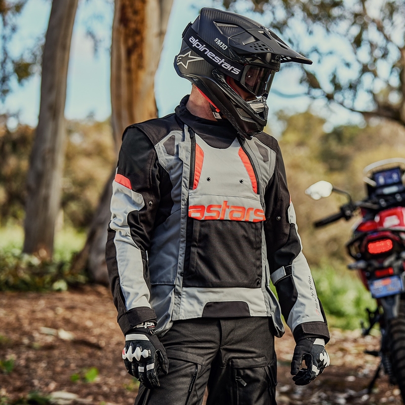 Chaqueta de moto Alpinestars Halo Drystar gris claro-gris oscuro-negro-rojo fluo