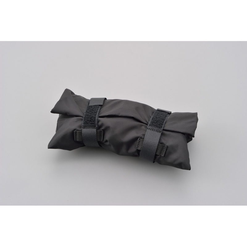 Red flexible para equipaje de moto con ganchos de plástico Daytona 30 x 30 cm negro