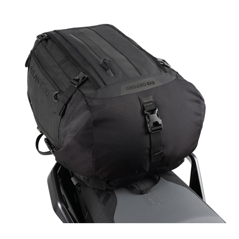 Bolsa para asiento de pasajero Oxford Atlas T-30 Advanced Tourpack de 30 l, color negro