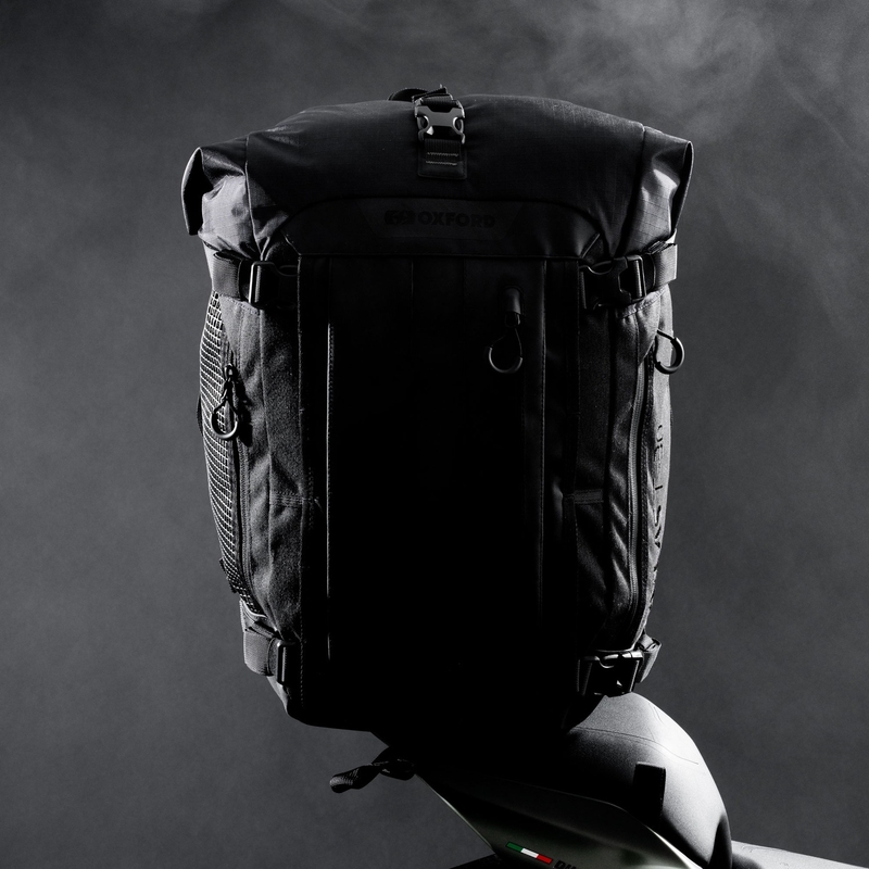 Bolsa para moto Oxford Atlas B-30 Advanced Backpack 30 l negra