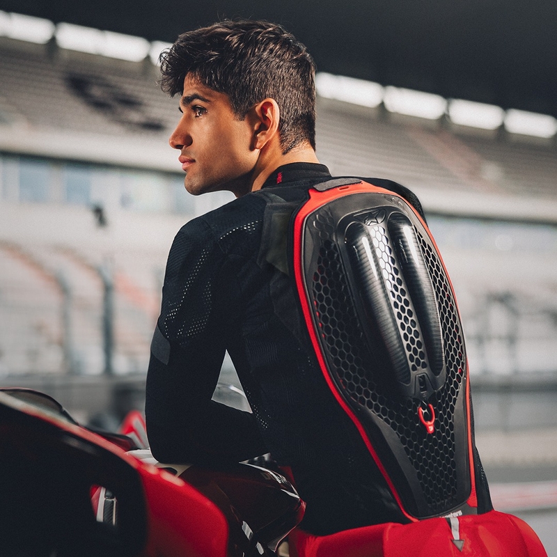 Chaleco airbag Alpinestars TECH-AIR®7X system negro-rojo liquidación