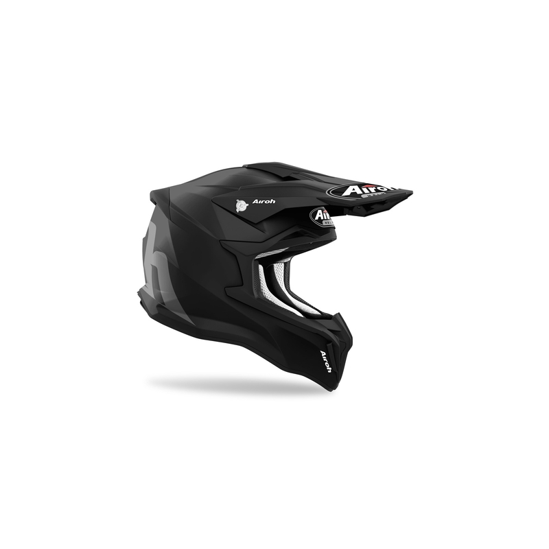 Casco motocross Airoh Strycker Color negro mate liquidación