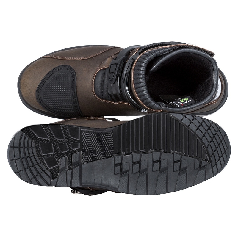 Zapatillas Kore Adventure Mid marrones