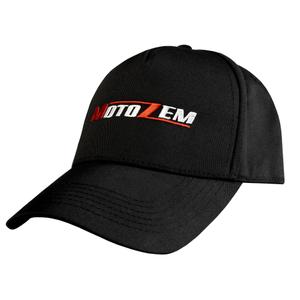 Gorra snapback negra de Motozem
