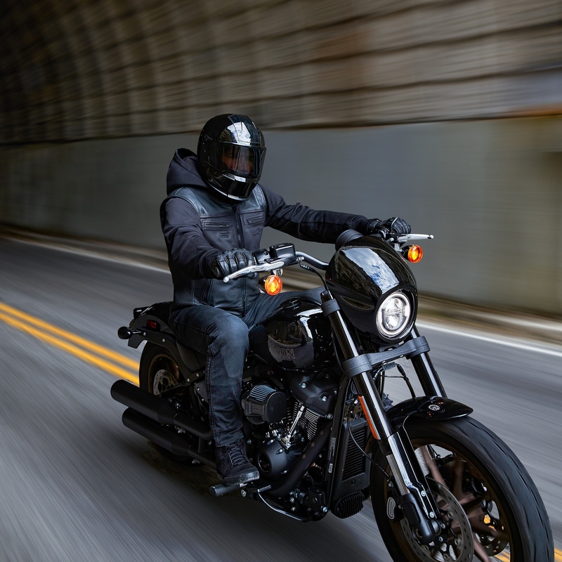 Chaleco con sistema de airbag TECH-AIR®3 V2 LEATHER de Alpinestars, color negro