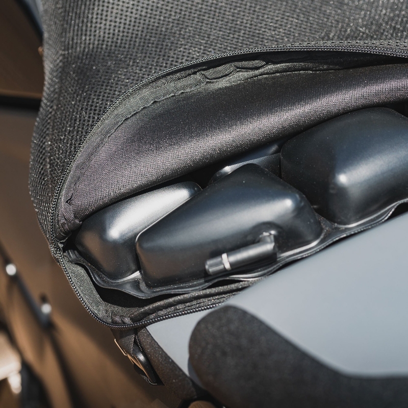 Cojín de asiento inflable Oxford Air Seat Adventure and Touring, color negro