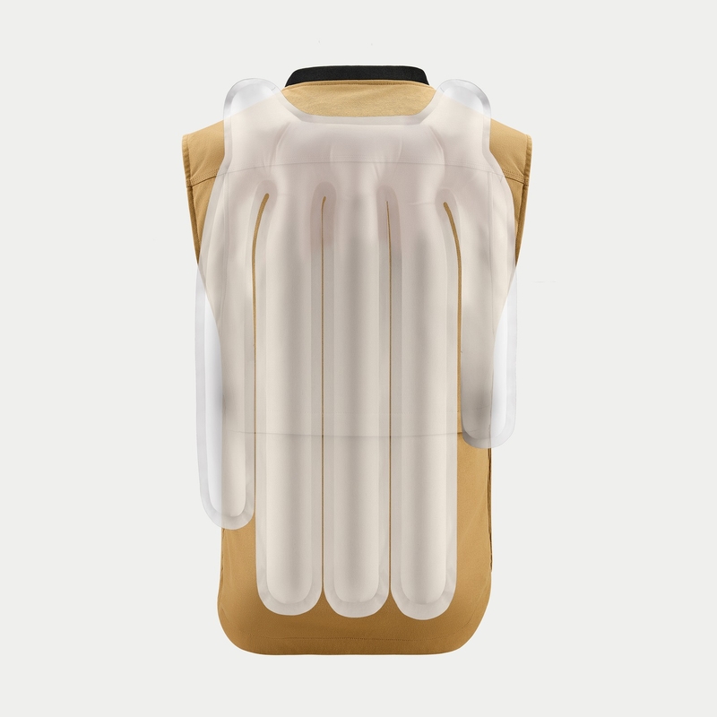 Chaleco con sistema de airbag Tech-Air®3 V2 Canvas de Alpinestars en color beige