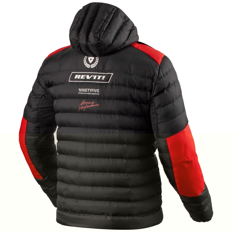 Chaqueta de carga útil Revit negra y roja