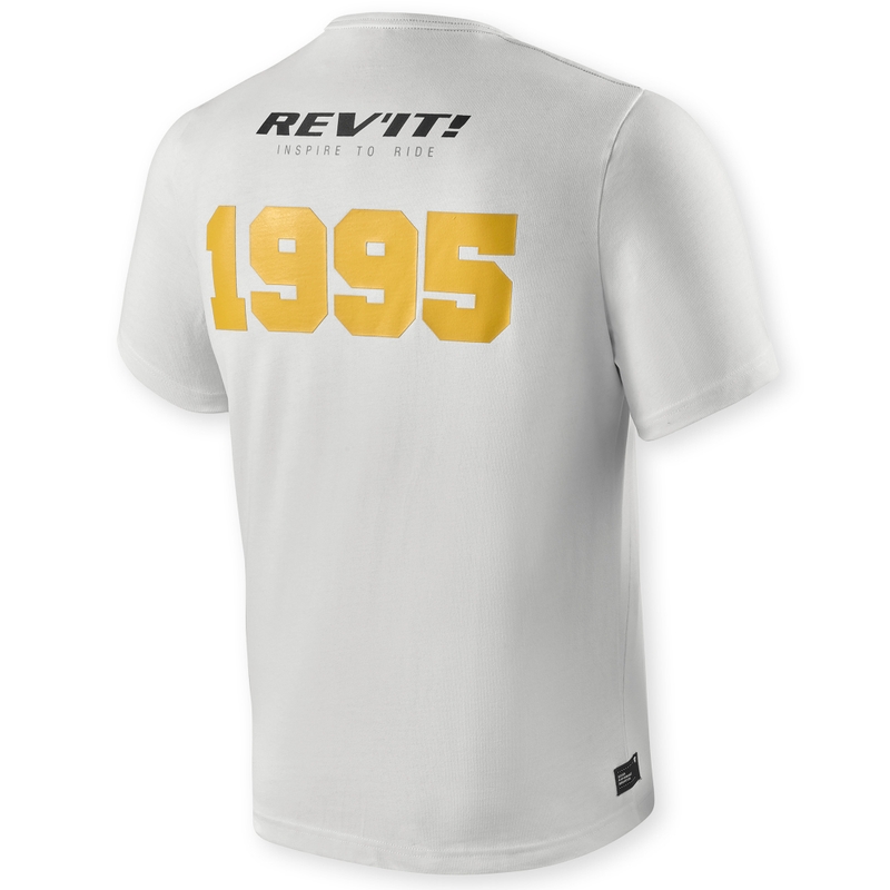 Camiseta blanca Ryan de Revit
