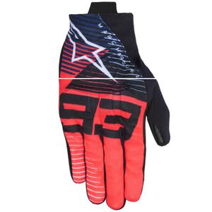 Colección de guantes de moto Alpinestars Reef V2 MM93 en rojo fluorescente, azul y blanco.