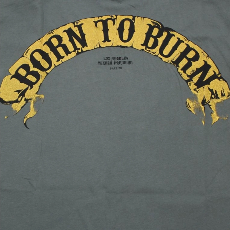 Camiseta verde oliva Yakuza Premium Born To Burn Flying Riots Los Ángeles