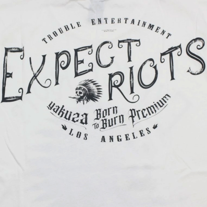 Camiseta Yakuza Premium Expect Riots - Los Ángeles blanca