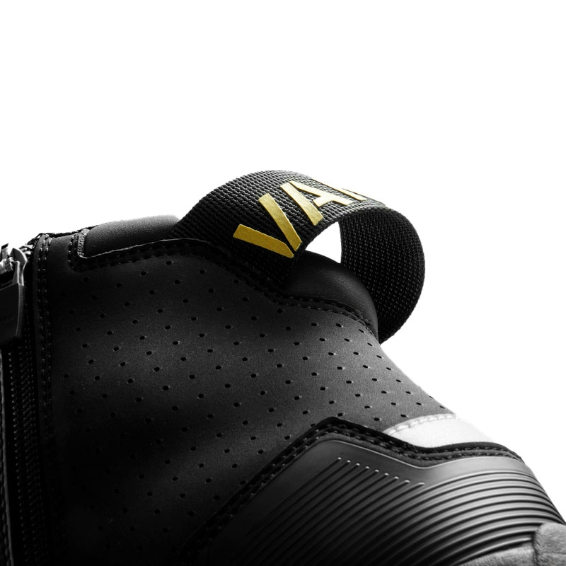 Botas de moto mujer Rebelhorn Vandal II negras y doradas
