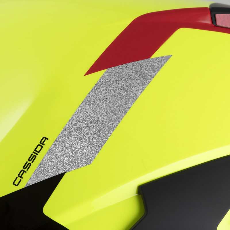 Casco de moto abierto de seguridad Cassida Reflex 2.0 en amarillo fluorescente, rojo, gris y plateado reflectante.
