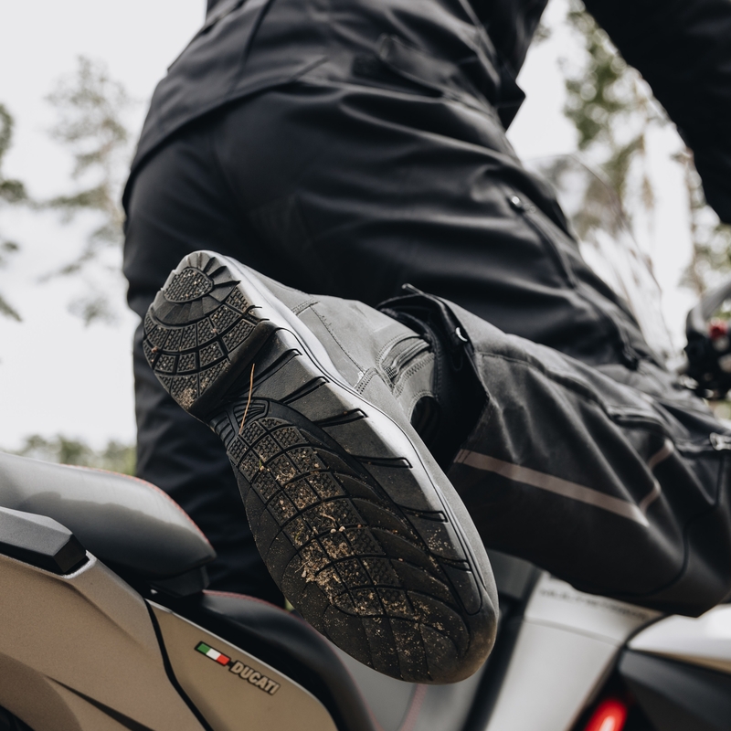Botas de moto Ozone Rapid negras mate