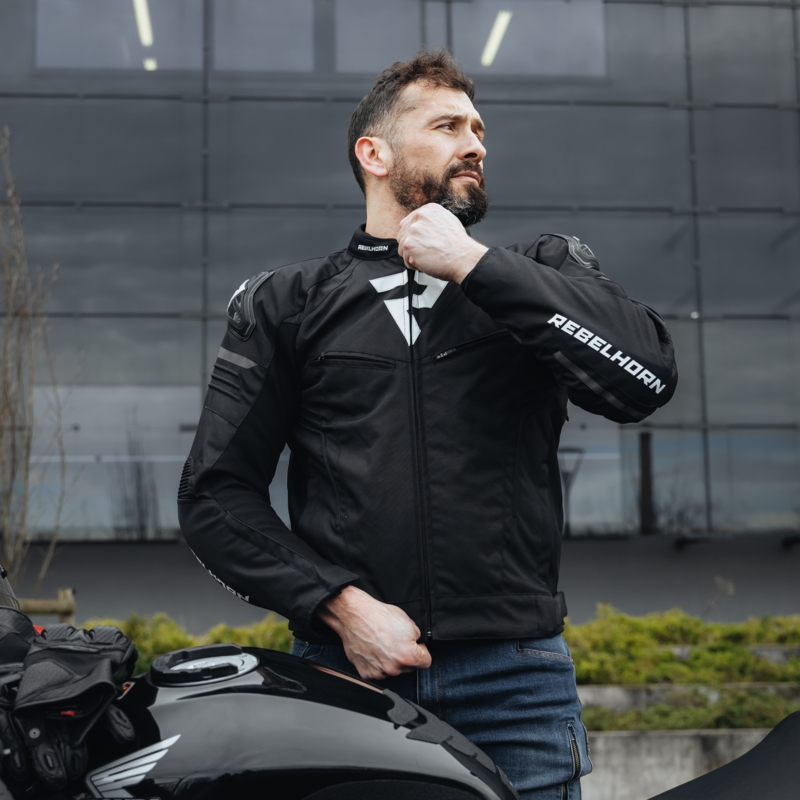 Chaqueta de moto Rebelhorn Vandal negra y blanca