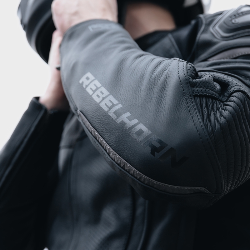 Chaqueta de moto de cuero Rebelhorn Vandal negra