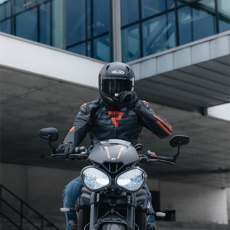 Chaqueta de moto de cuero Rebelhorn Vandal negra y roja