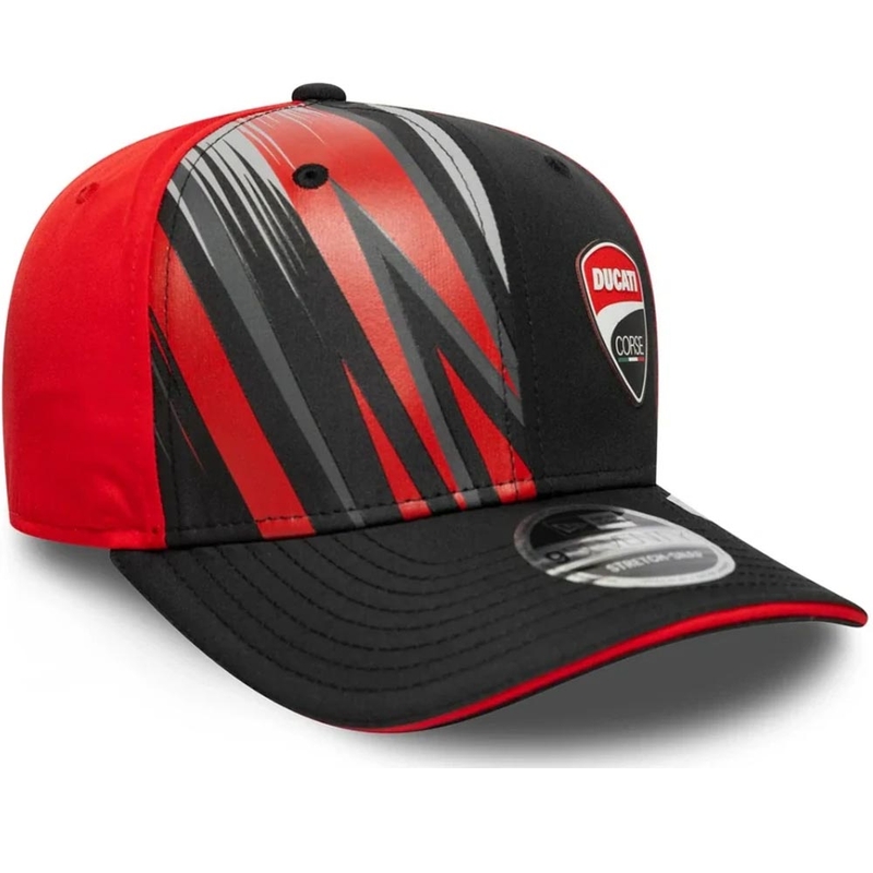 Gorra Ducati Corse 9SEVENTY con logo rojo-negro