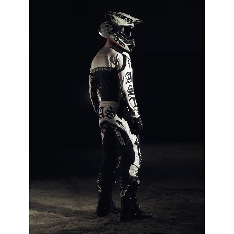 Casco de motocross Alpinestars Supertech S-M7 edición limitada Wolf Dust negro arena