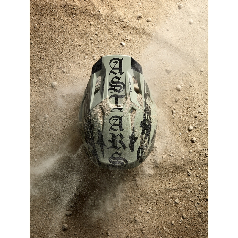 Casco de motocross Alpinestars Supertech S-M7 edición limitada Wolf Dust negro arena