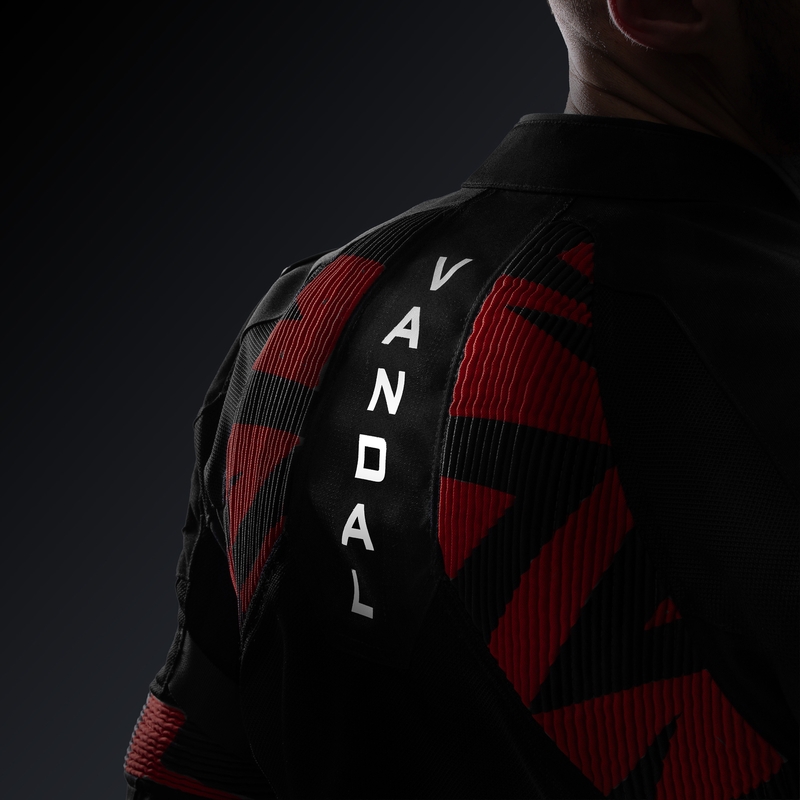 Chaqueta de moto Rebelhorn Vandal 2 negra y roja
