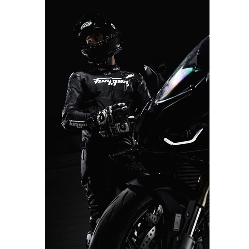 Chaqueta de moto de cuero Furygan Raptor Evo 3 en blanco y negro.